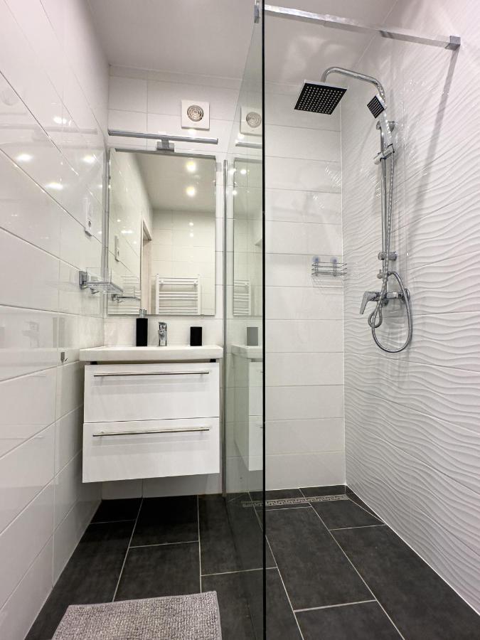 Var Apartman Eger Exterior photo
